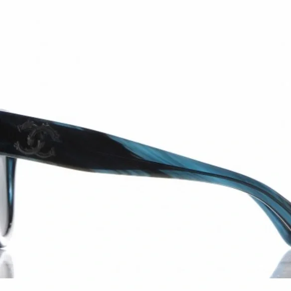Chanel butterfly sunglasses, perfect condition wore once CHANEL Classic Butterfly Black Acetate Sunglasses 5371 Made  main image 3
